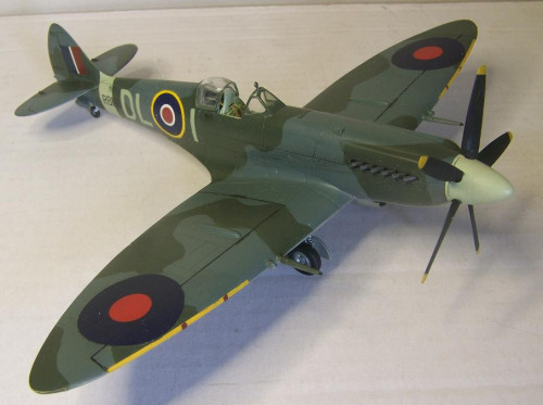 Airfix Spitfire XIVc 1